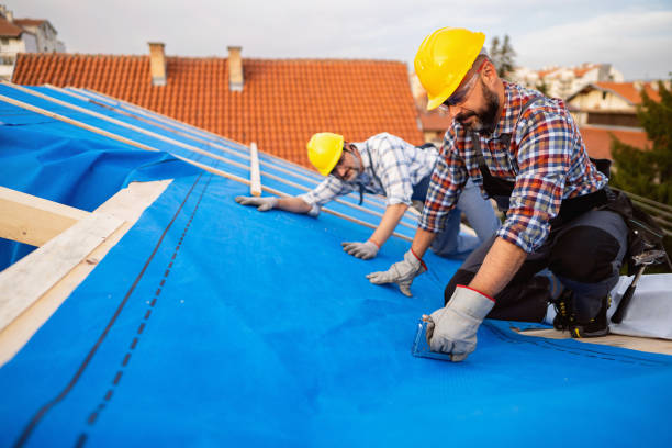 Roof Gutter Cleaning in Sweetser, IN